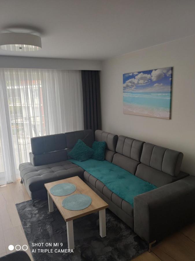 Apartament Szafir W Budynku Basenowym Morska Klifowa Rewal Exterior photo